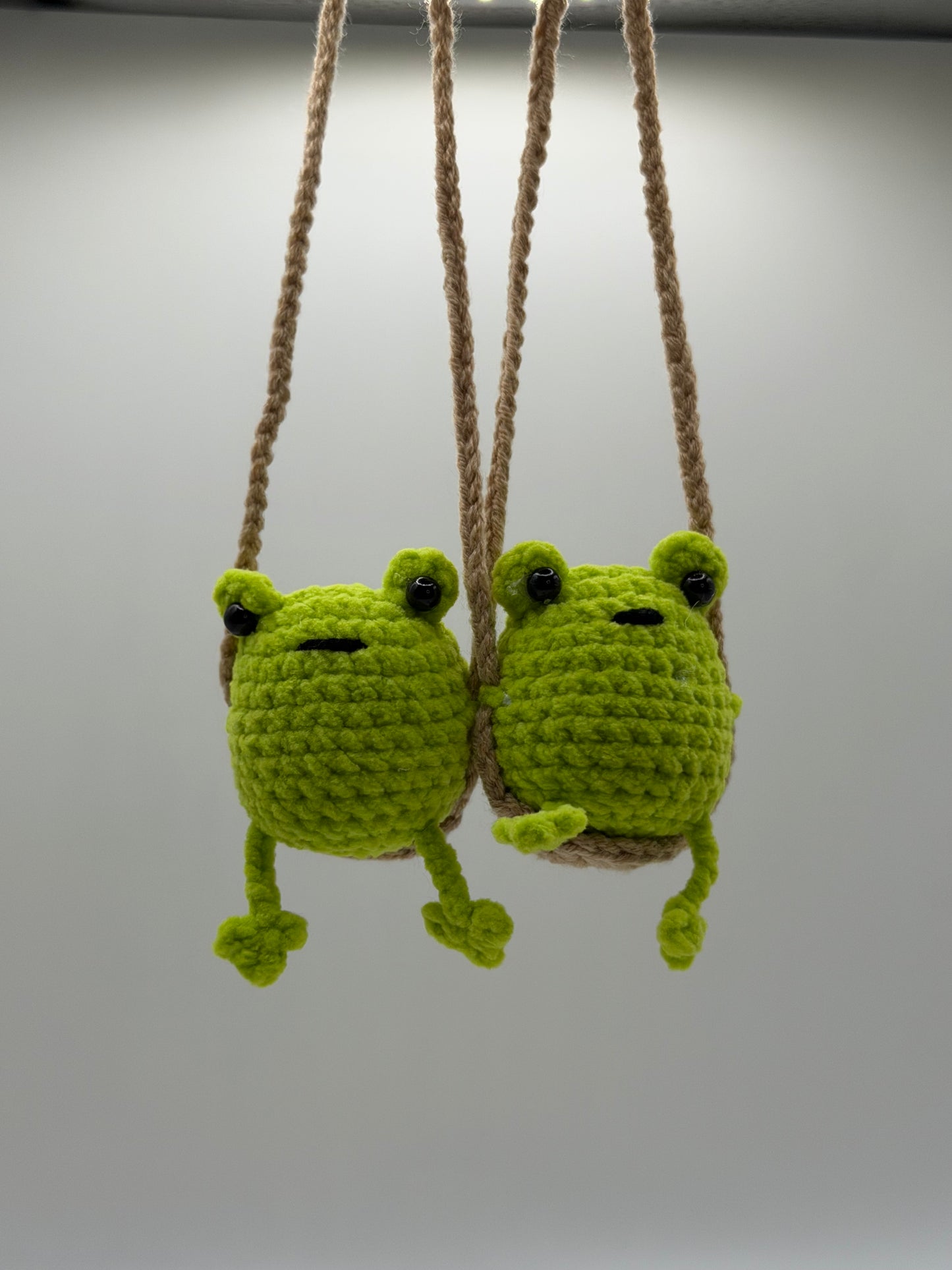 Frog Mirror Hanger